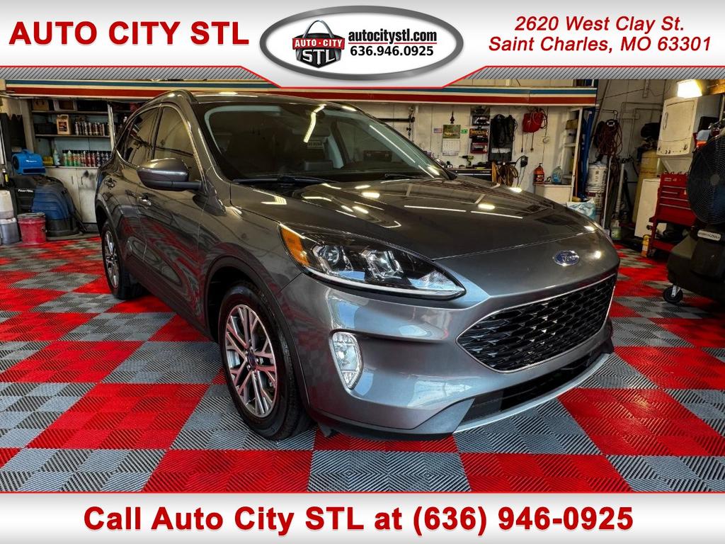 2021 Ford Escape SEL's photo