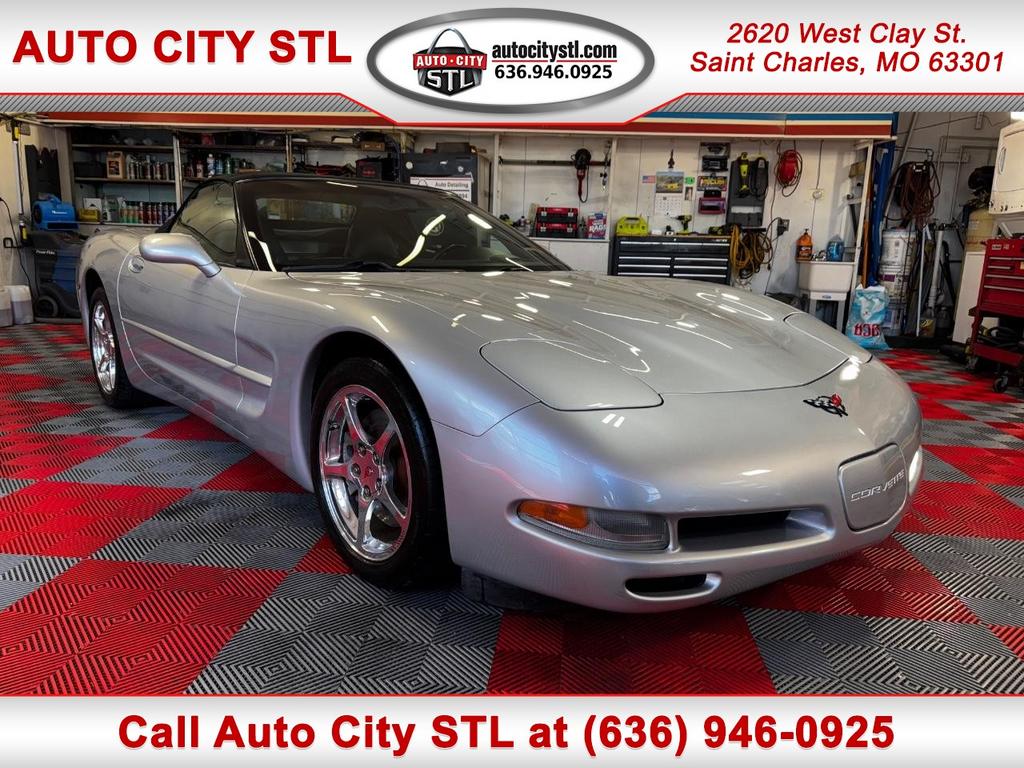 2002 Chevrolet Corvette Convertible's photo