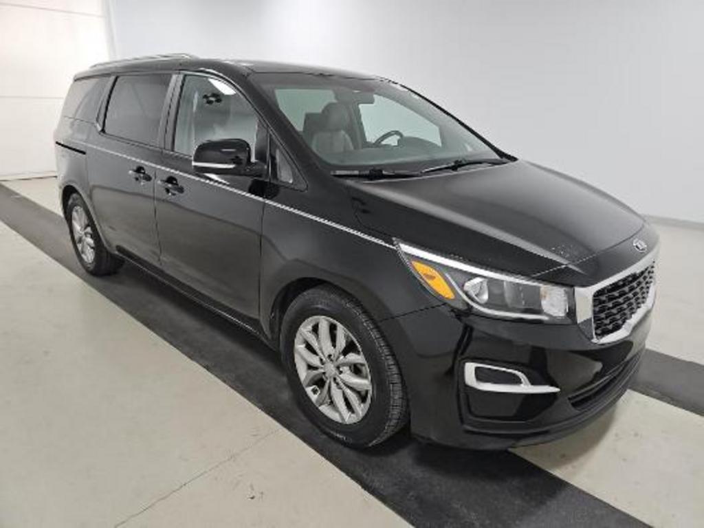 2021 Kia Sedona EX's photo